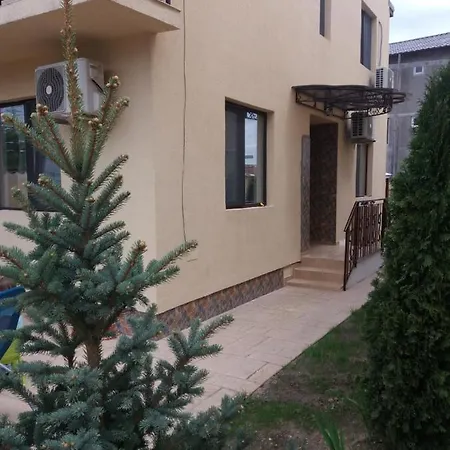 La Vila Mamaia Holiday home *